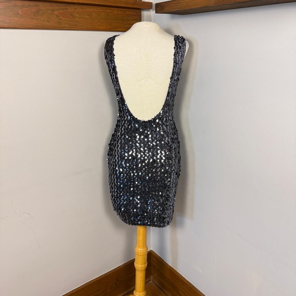 Vintage Sequin Mini Dress S/M Sparkly Scoop Neck Low Back Clubwear NYE Bodycon - Picture 3 of 7